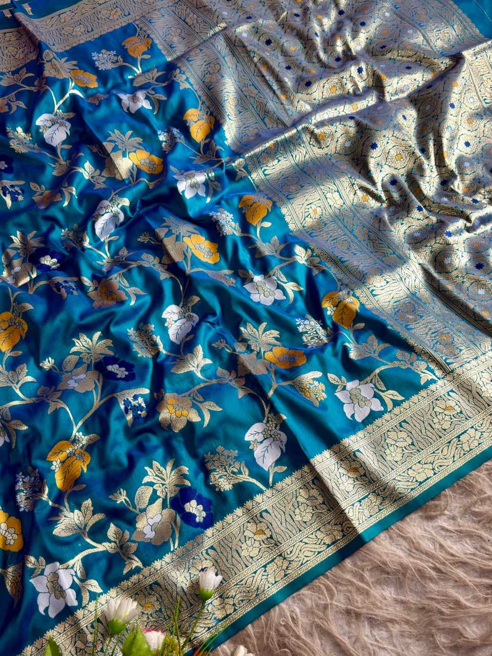Jiya Soft Jamdani Designer Saree
