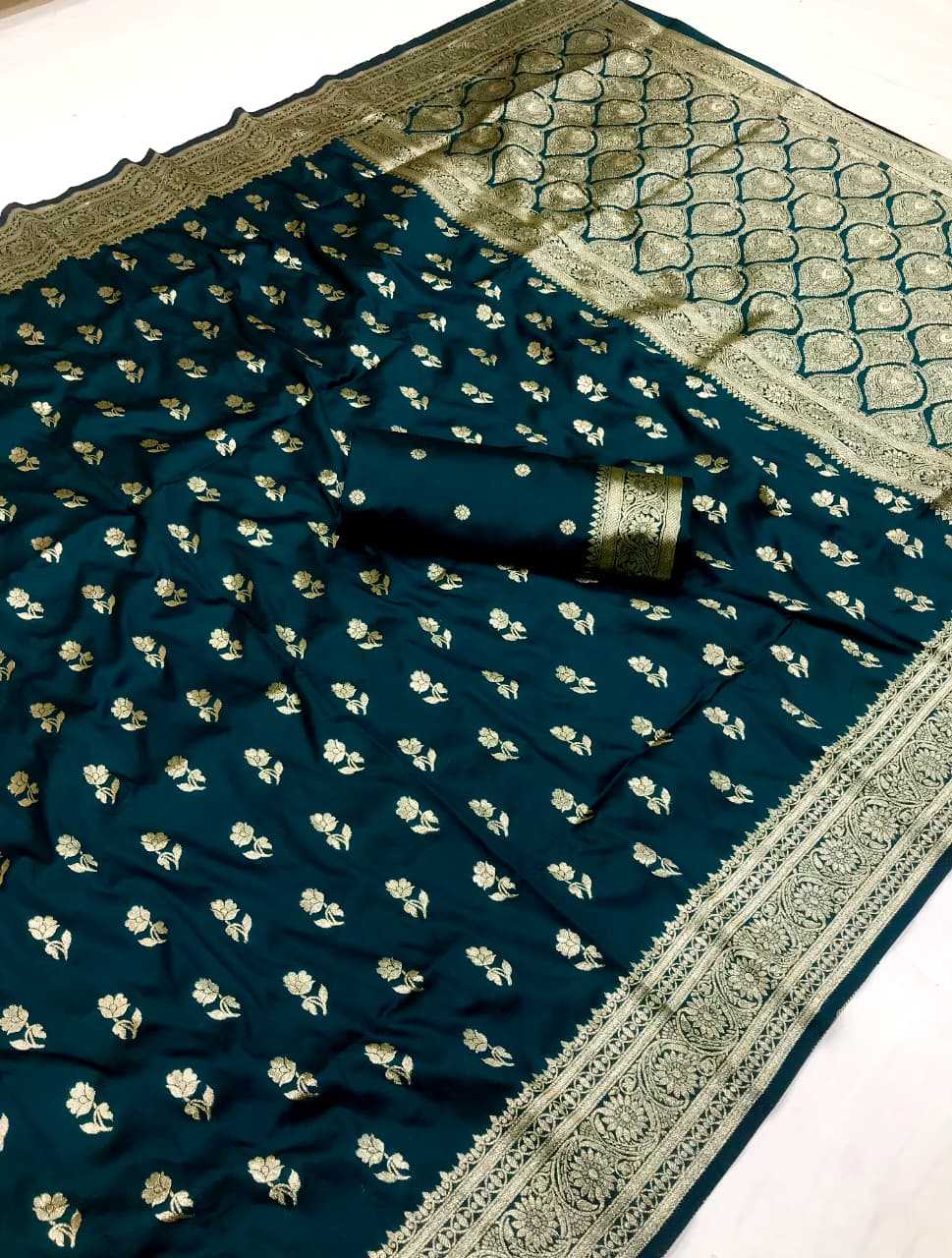 Hilux Banarasi Soft Silk Saree