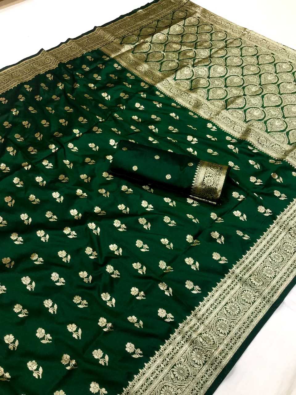 Hilux Banarasi Soft Silk Saree