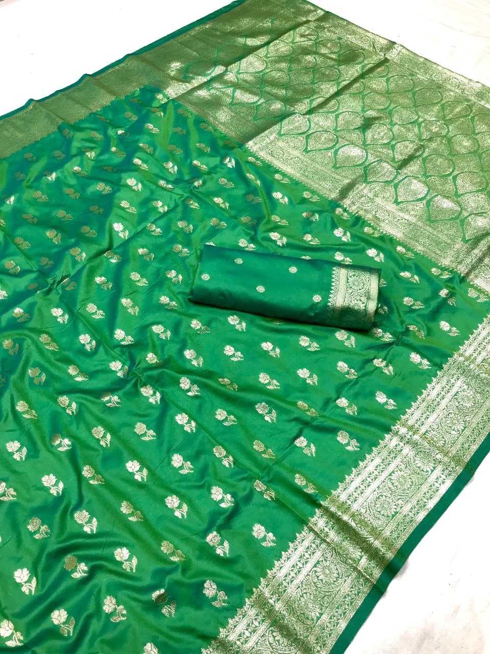 Hilux Banarasi Soft Silk Saree