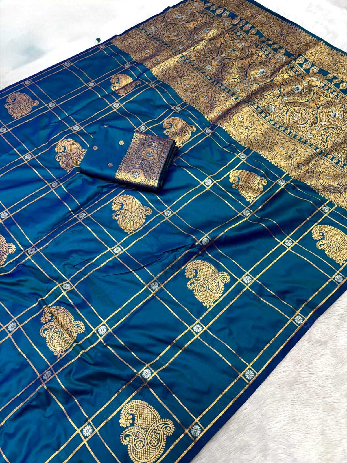 Janhvi Banarasi Soft Silk Saree