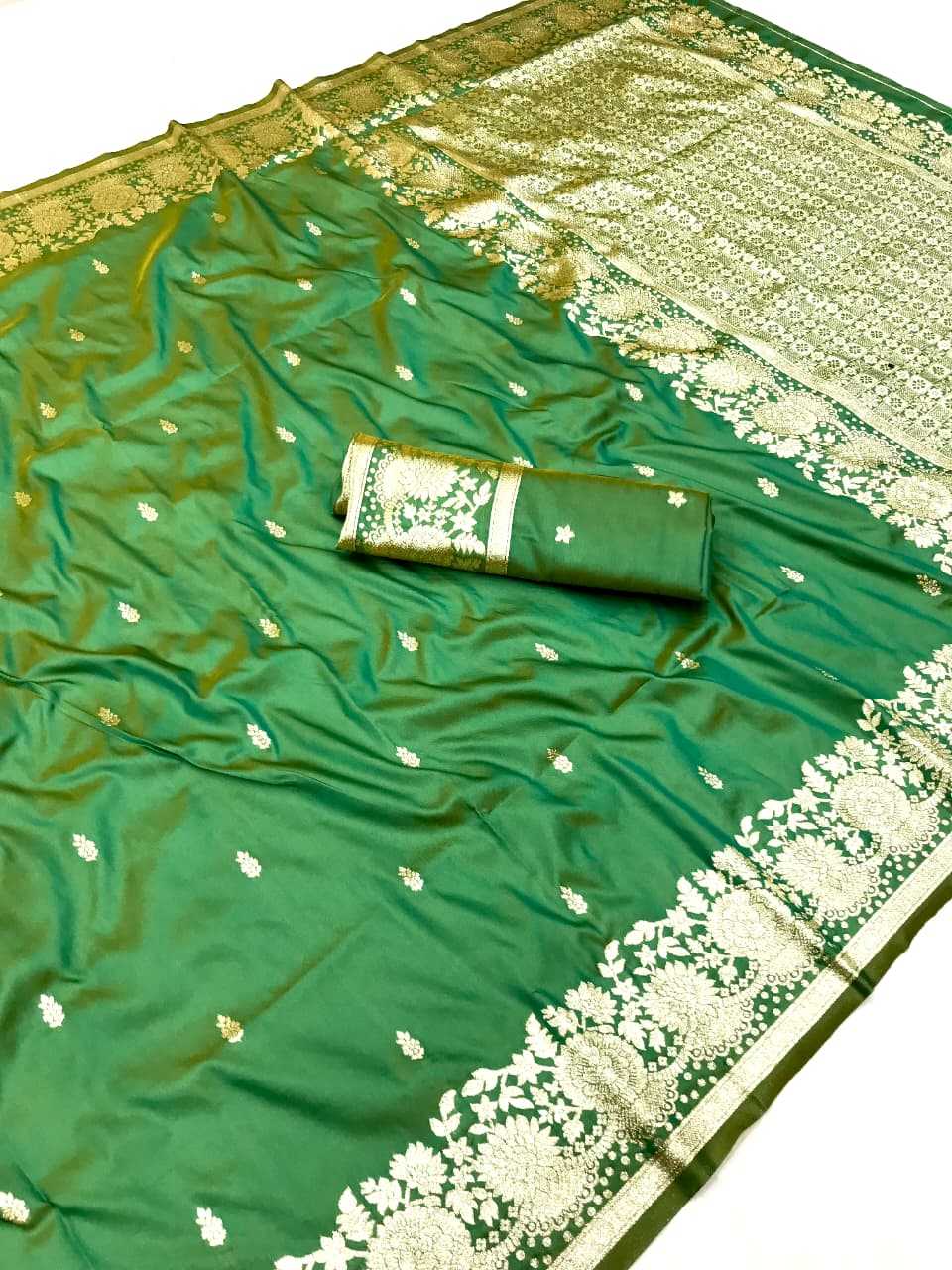 Kaira Banarasi Soft Silk Saree