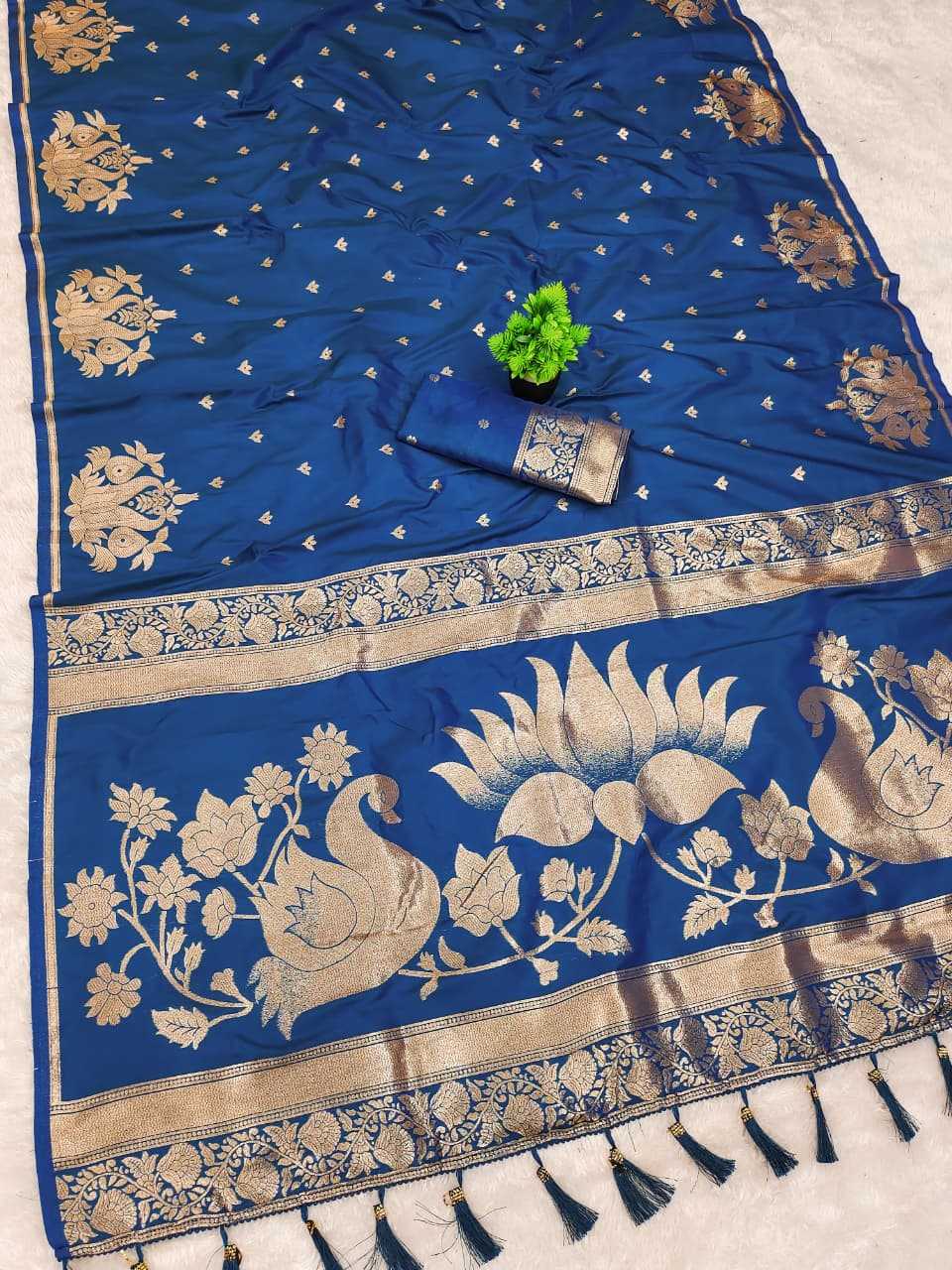 Zari Border Saree