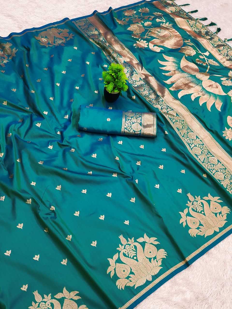 Zari Border Saree