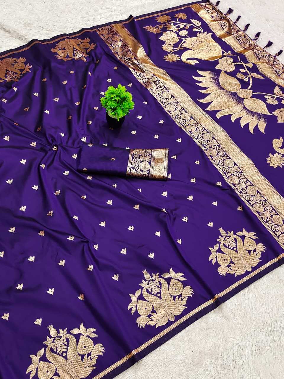 Zari Border Saree