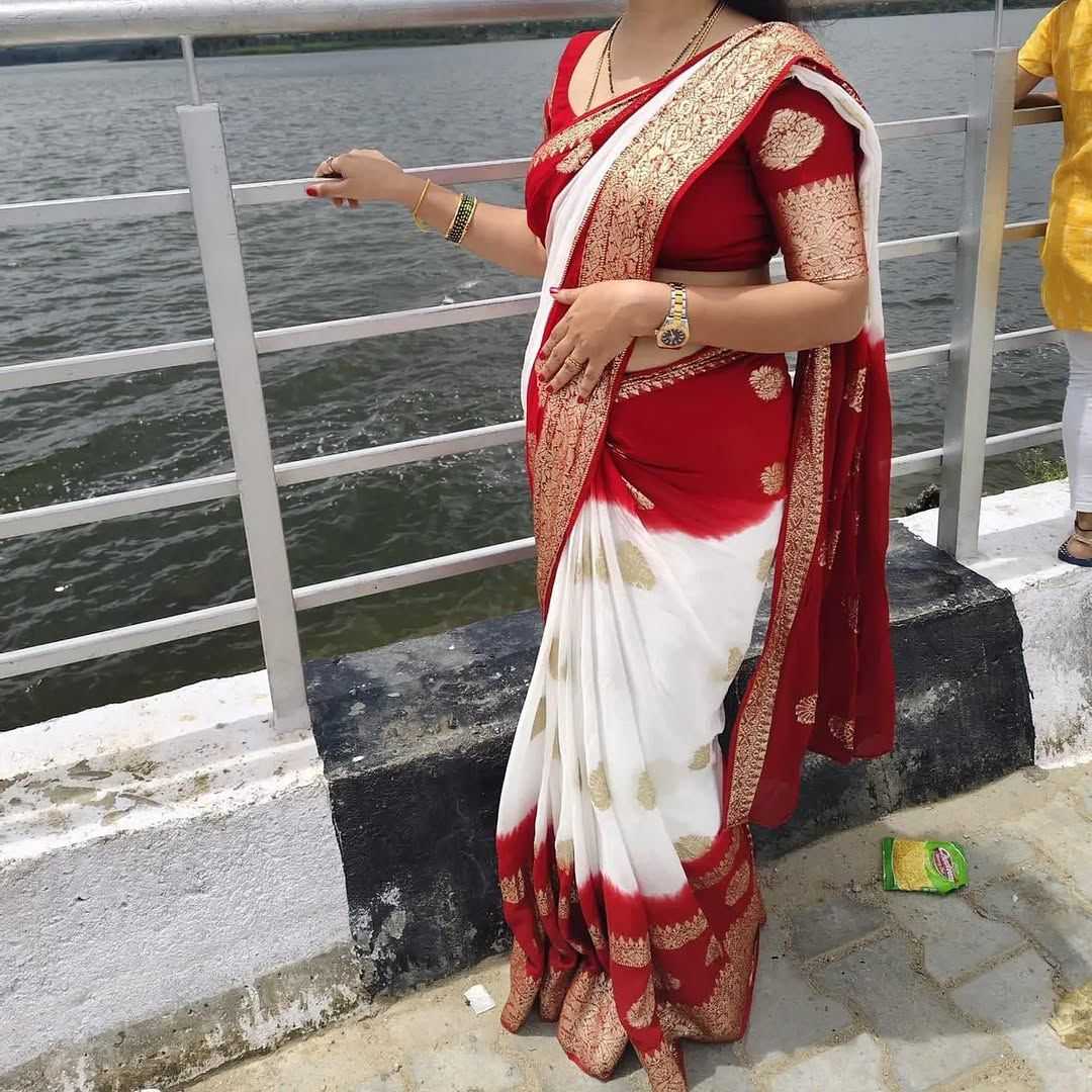 Aditi Premium Georgette Ready To Wear Saree