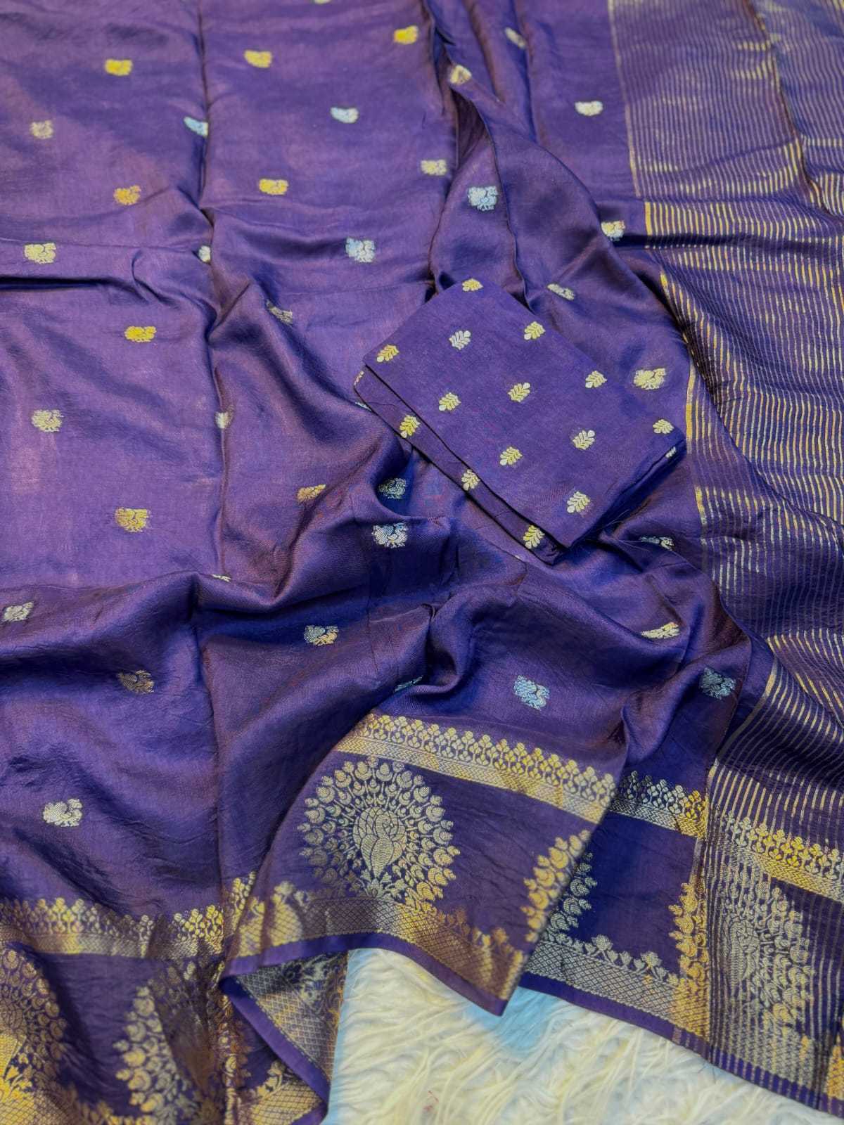 Aamodiniya Pure Viscos Jacquard Saree