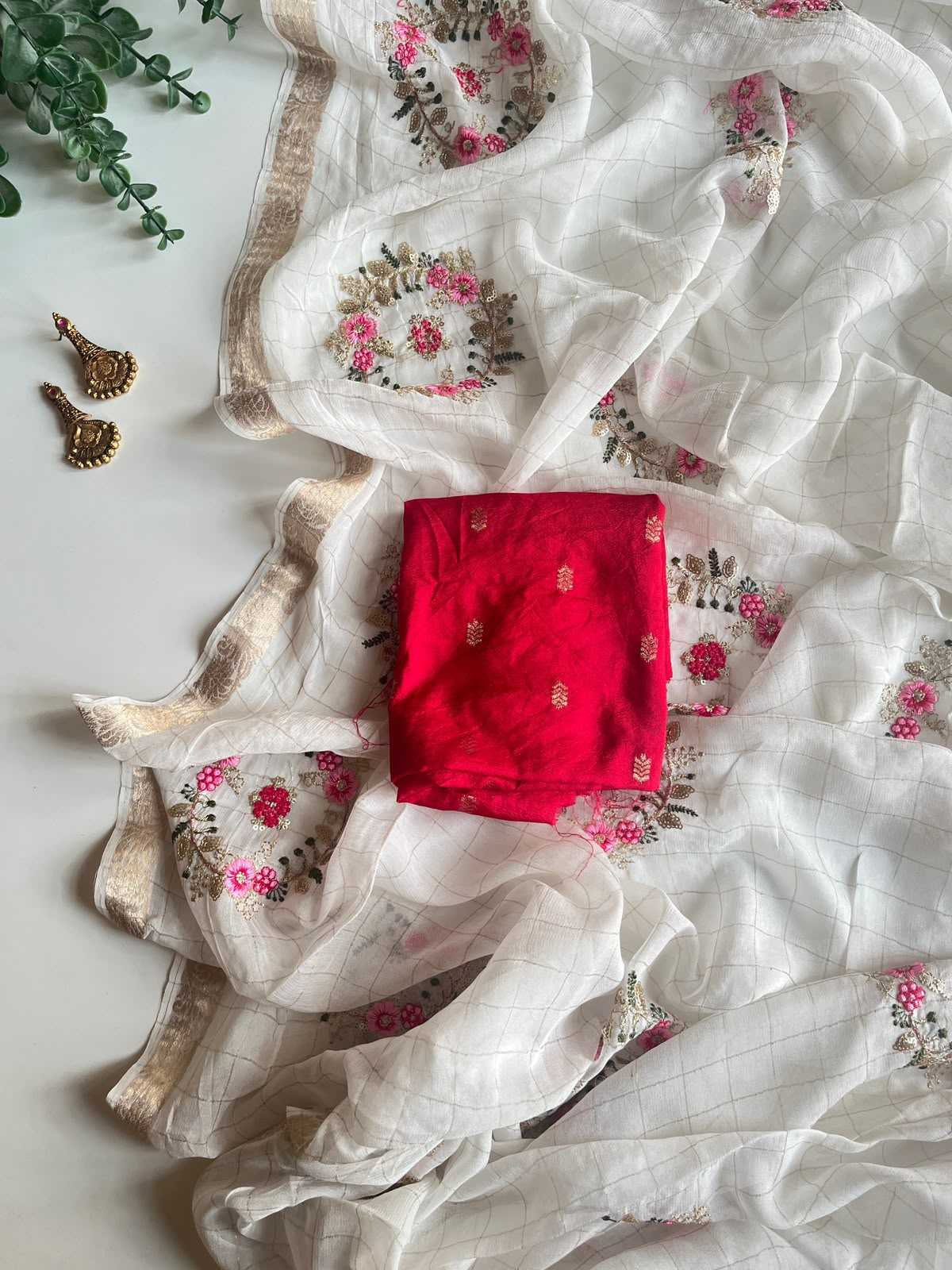 Aaryaangi Chinon Sequence Saree