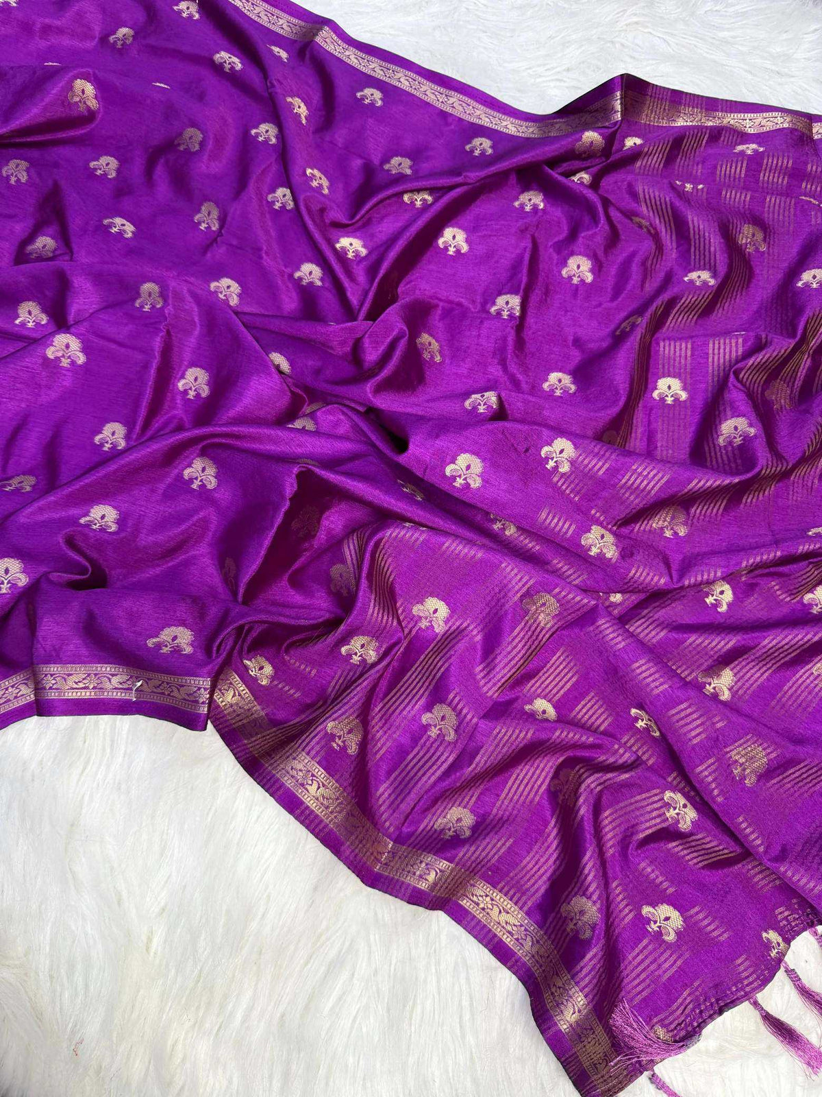 Adhira Viscose Designer Saree