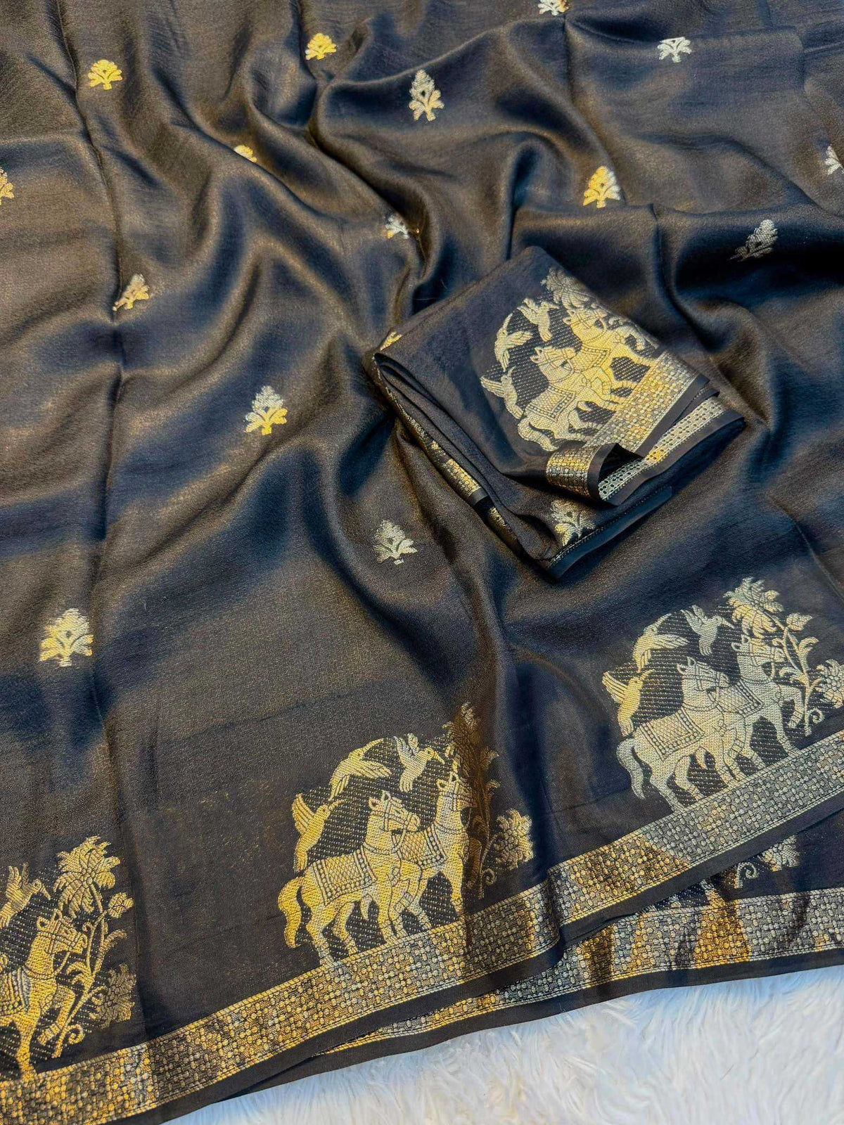 Aekta Viscose Designer Saree