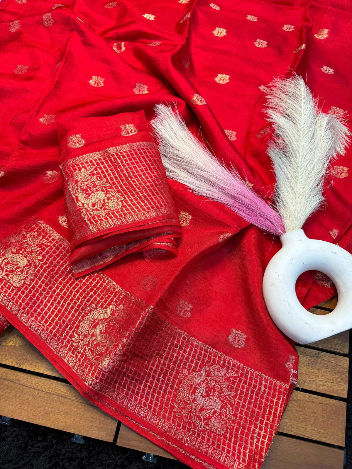Amodini Viscose Designer Saree