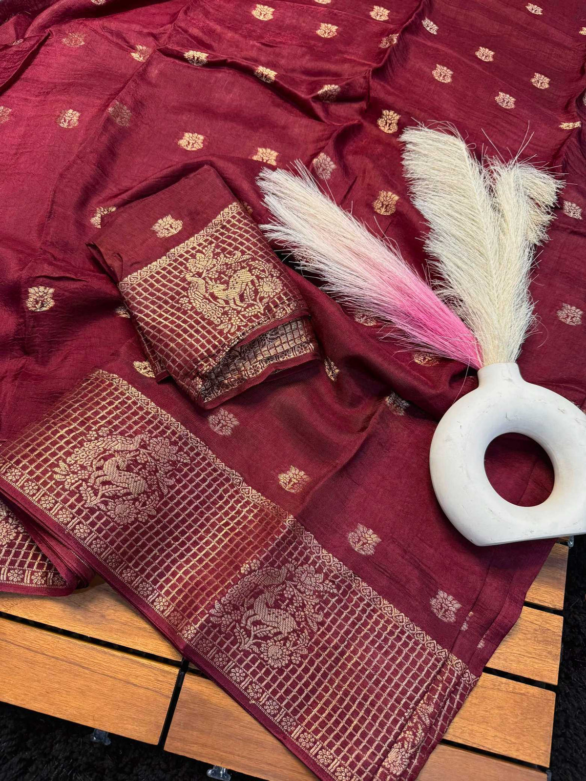 Amodini Viscose Designer Saree