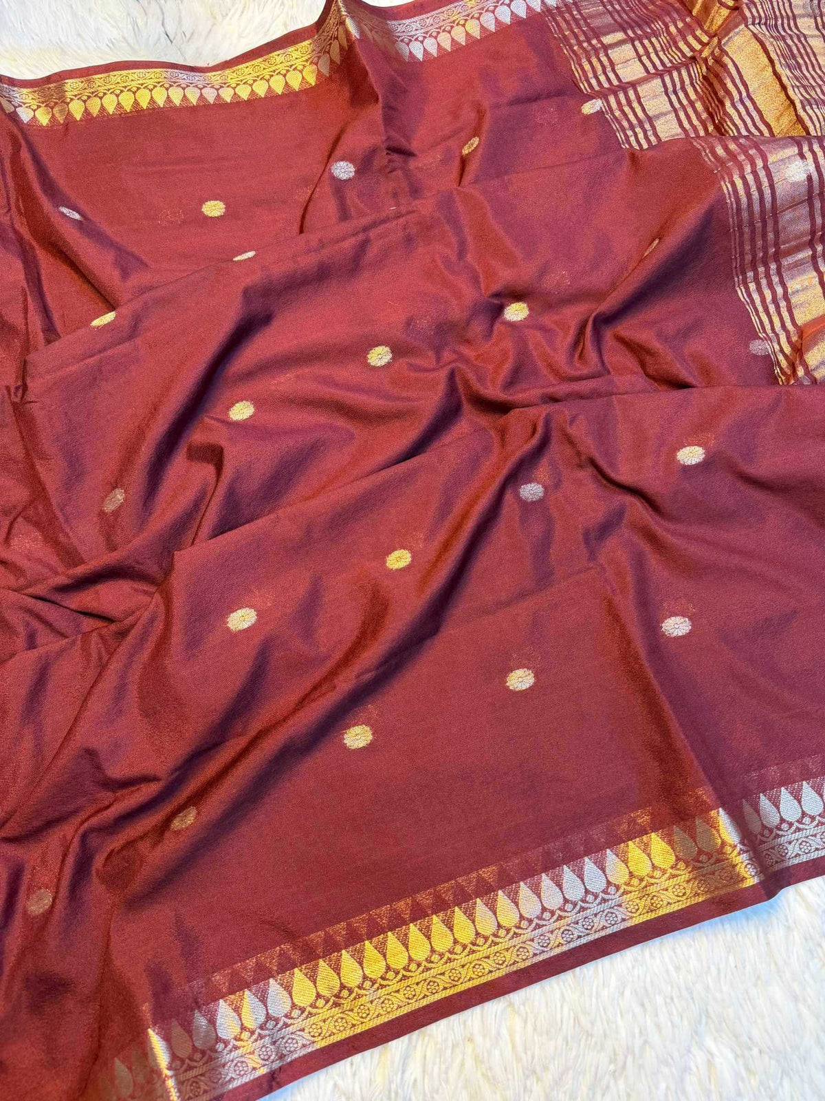 Temple Butta Crepe Silk Traditional Saree
