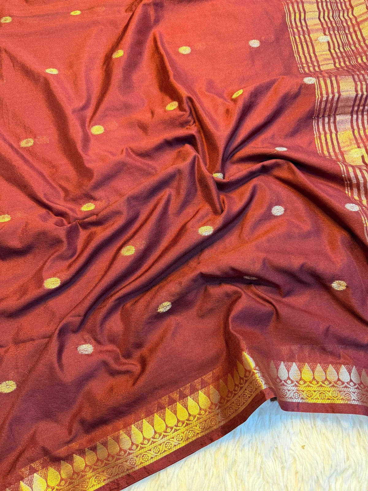 Temple Butta Crepe Silk Traditional Saree
