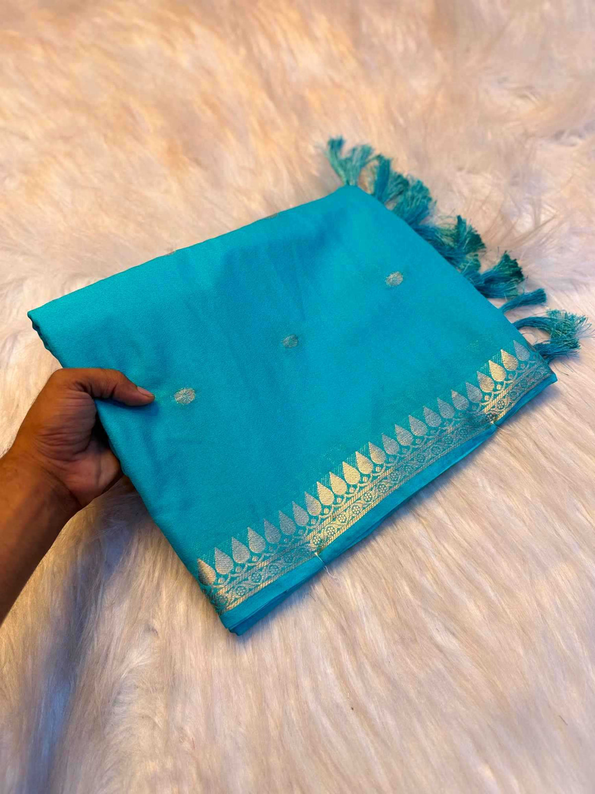 Temple Butta Viscose Saree