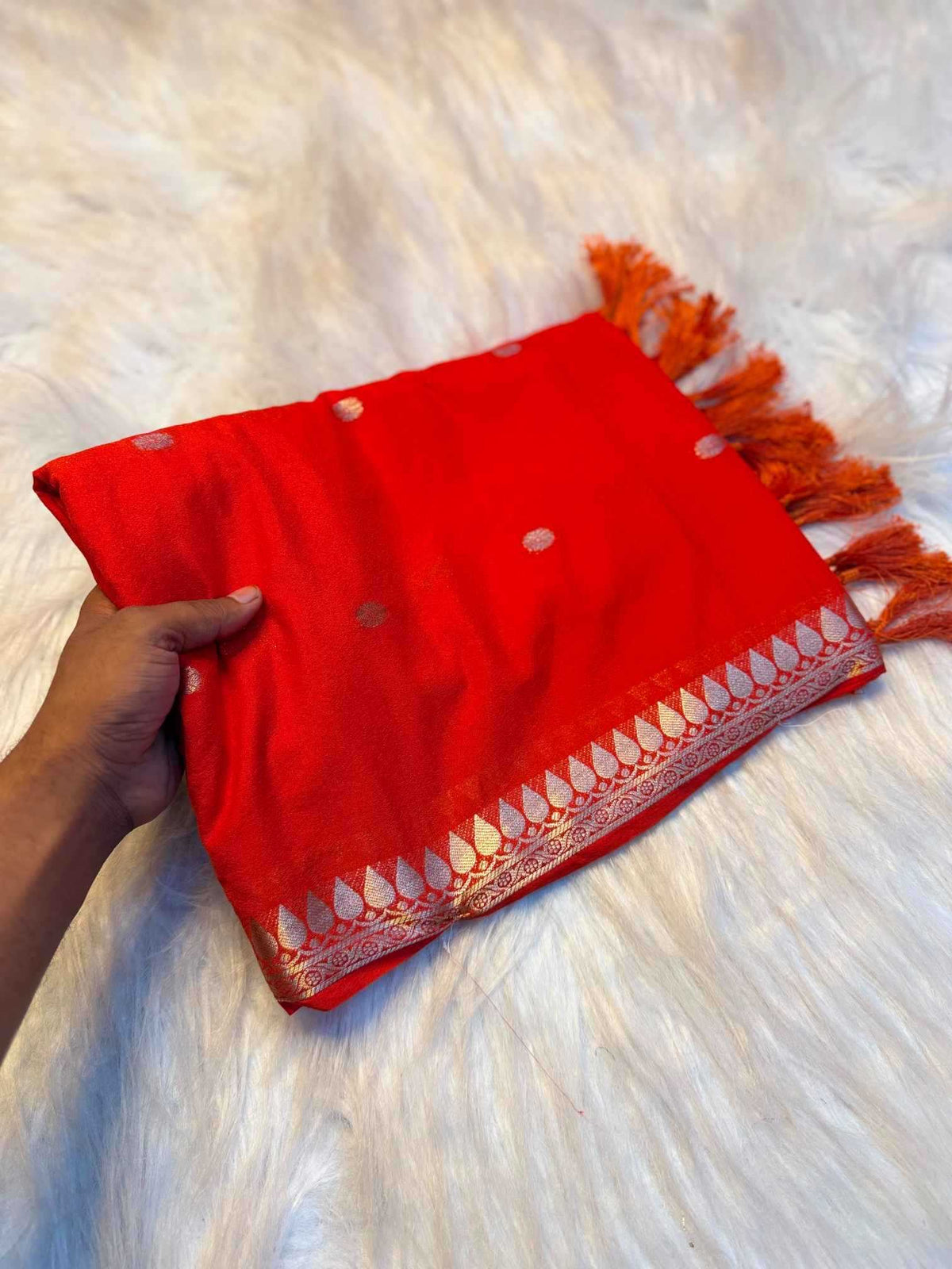 Temple Butta Viscose Saree
