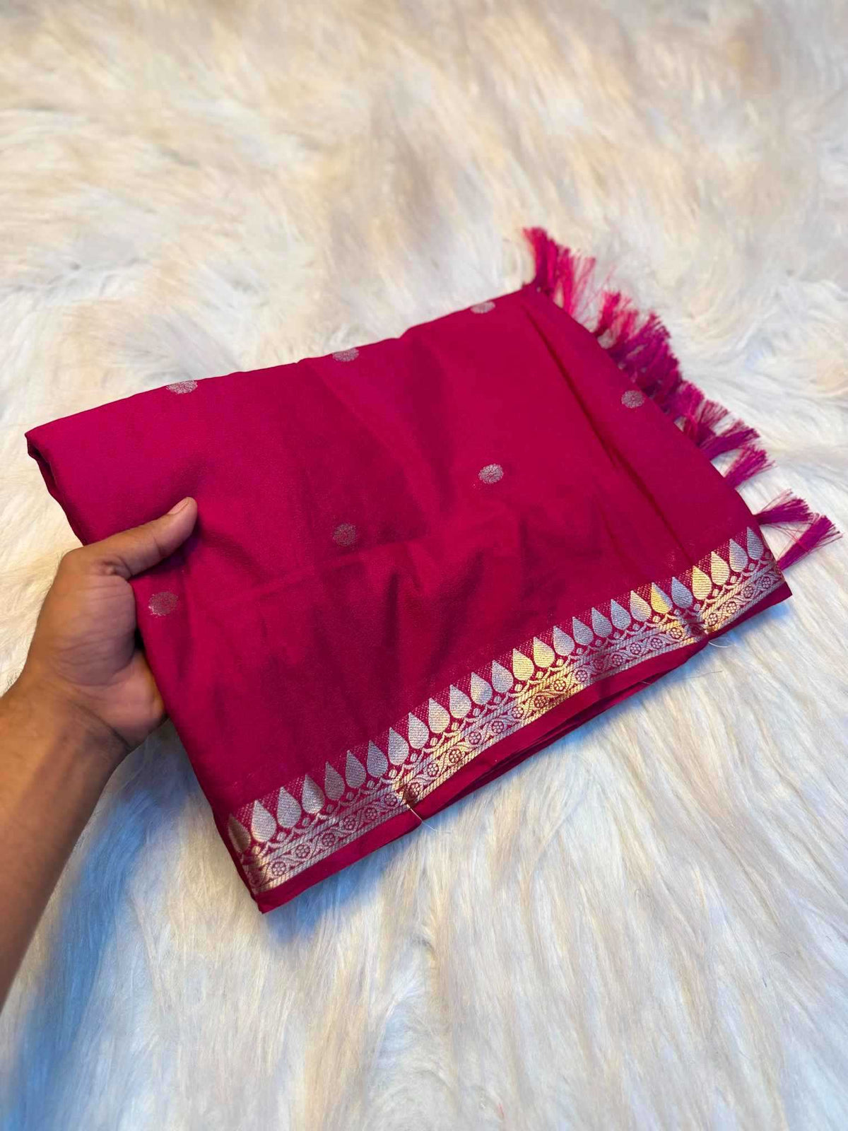 Temple Butta Viscose Saree