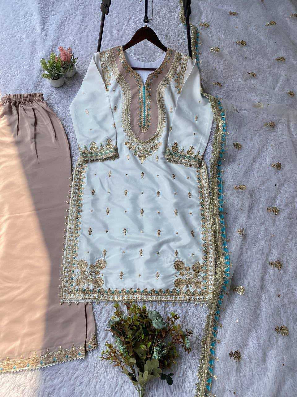 Crepe Silk Embroidery Suit in Black
