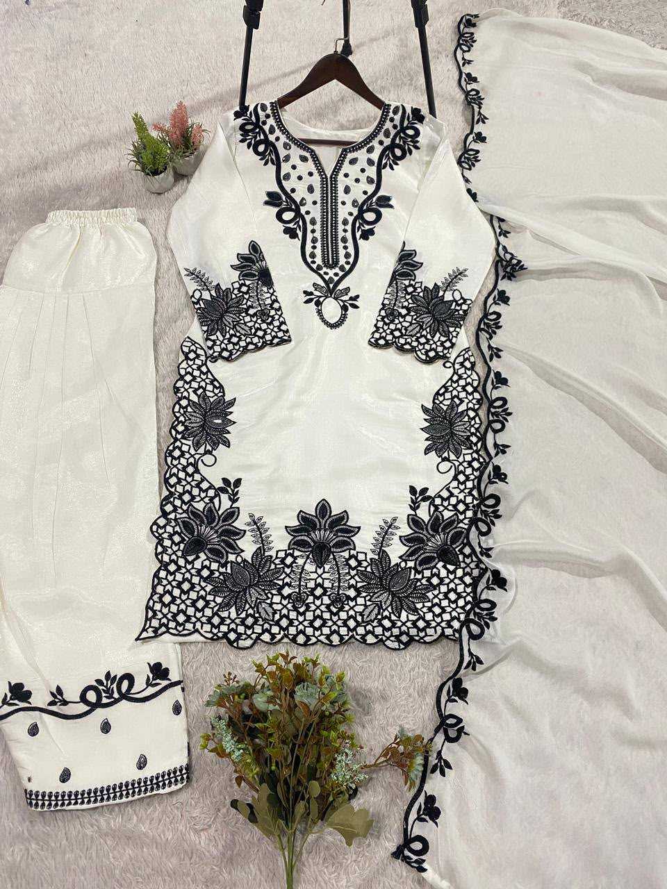Embroidery Suit