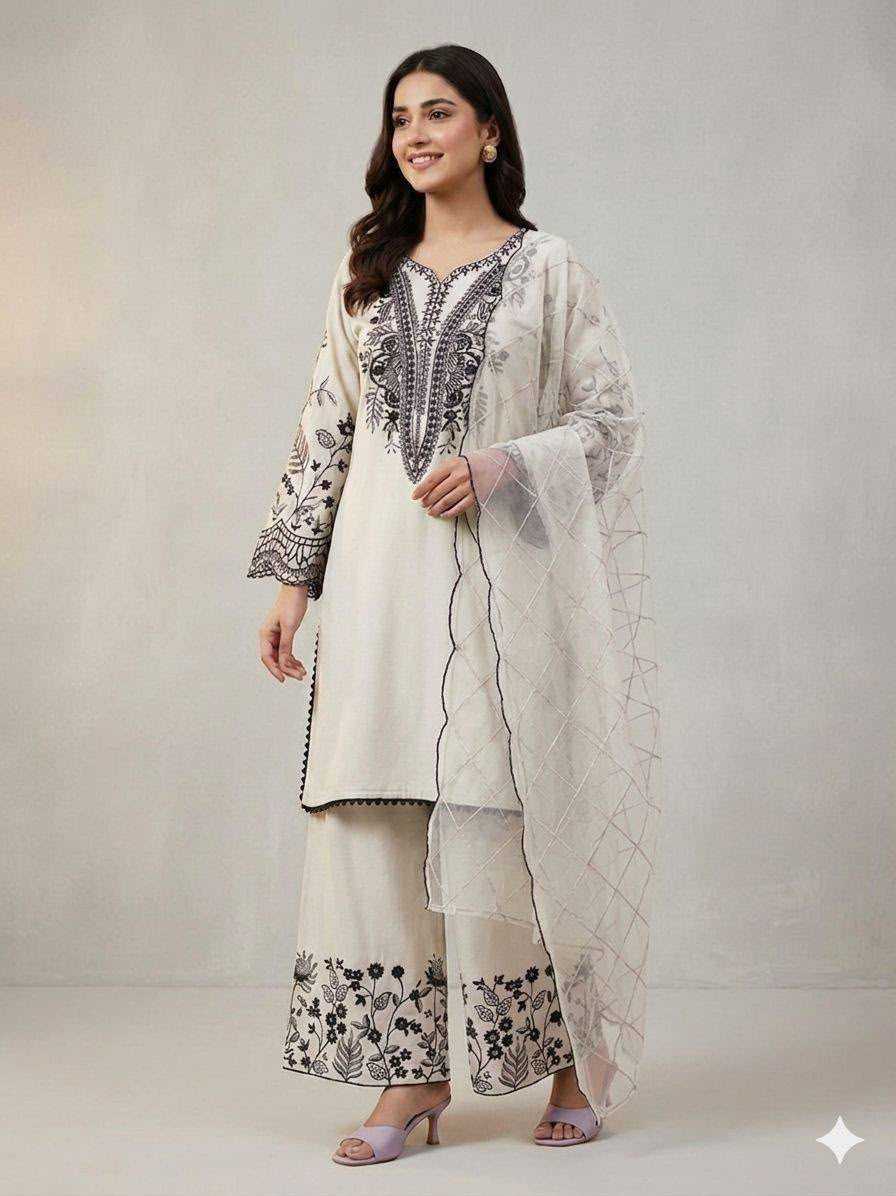 Cotton Embroidery Suit in Lavender