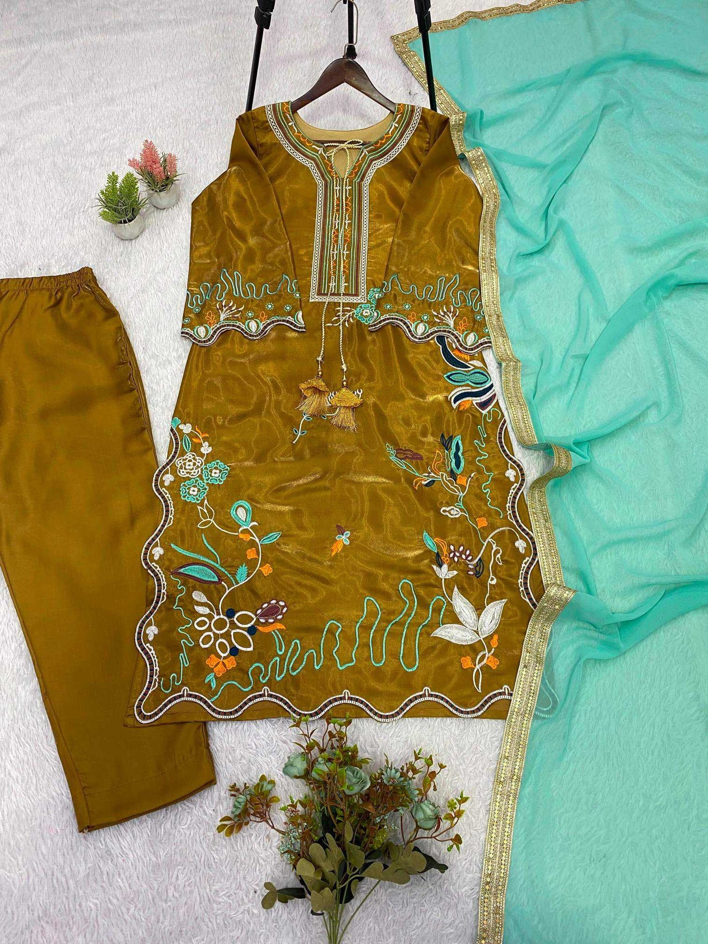 Embroidery Suit