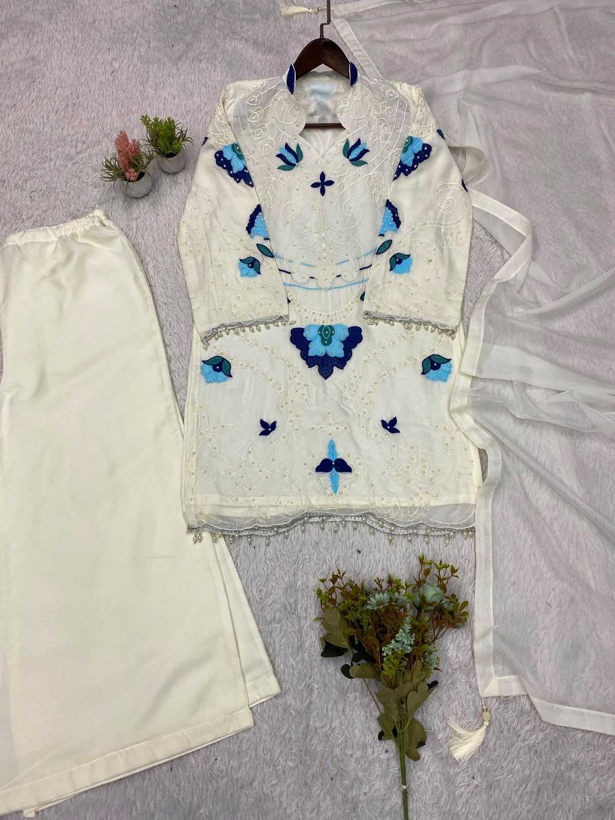 Embroidery Suit