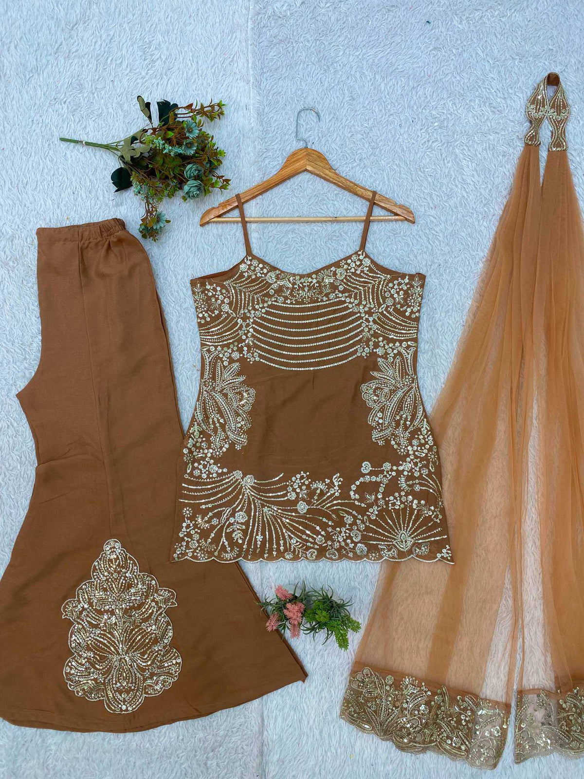 Dull Moss Embroidery Suit