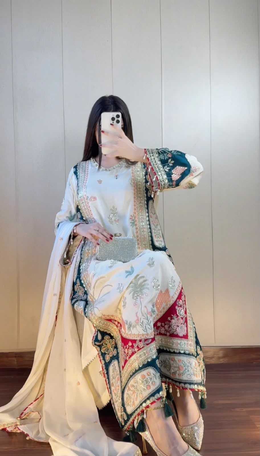 Silk Embroidery Suit 2141