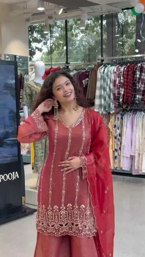 Crunchi Embroidery Suit 454