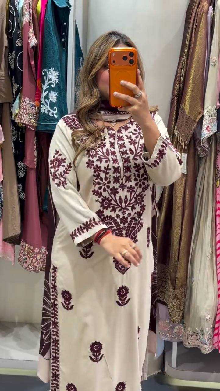 Slub Reyon Embroidery Suit