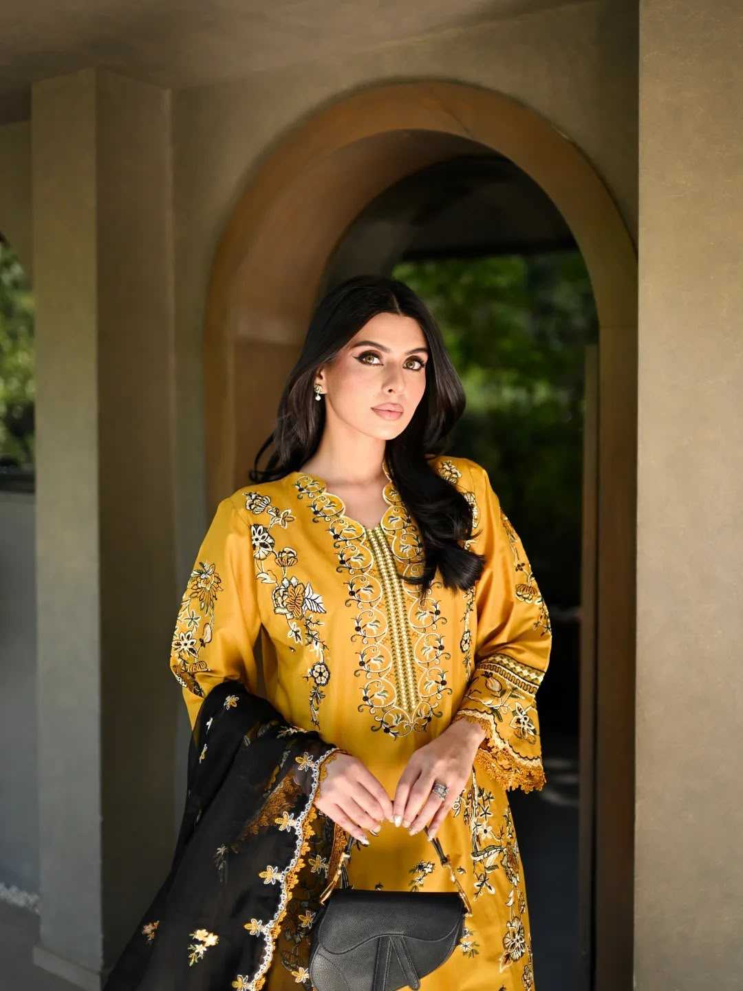 Embroidery Suit