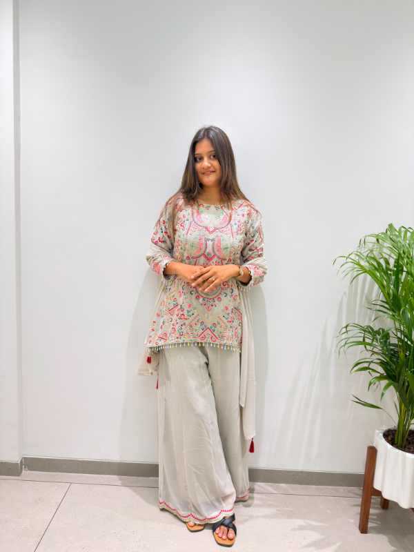 Faux Georgette Embroidery Suit
