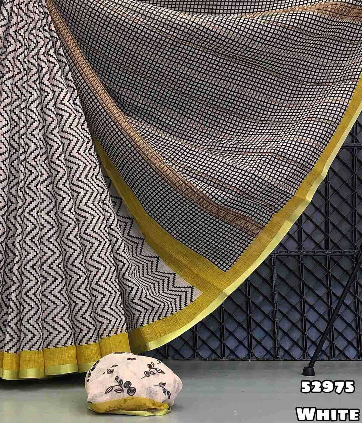 Zulf Linen Printed Saree