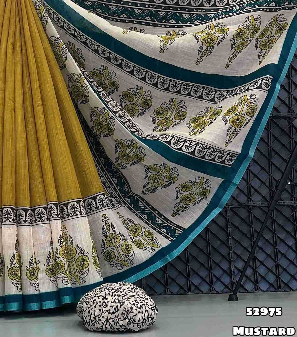 Zulf Linen Printed Saree