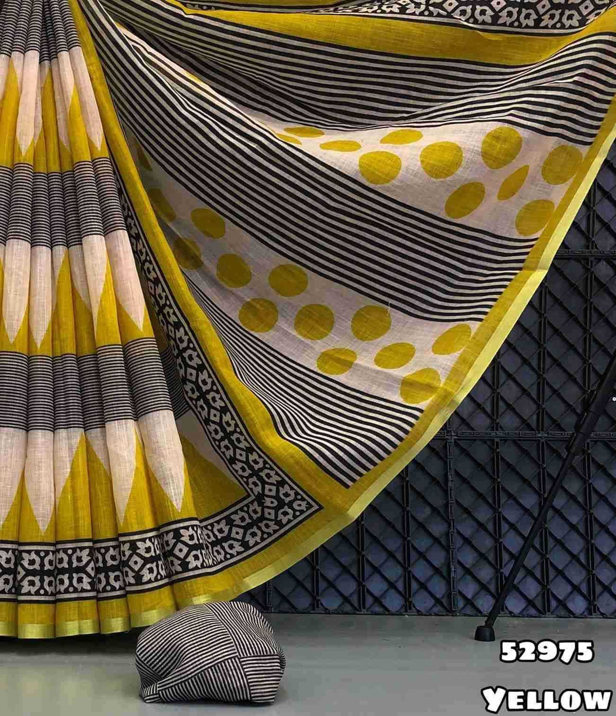Zulf Linen Printed Saree
