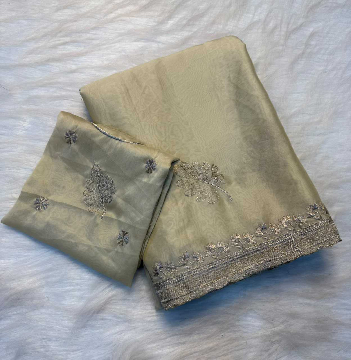 Aarna Rangoli Silk Soft Saree