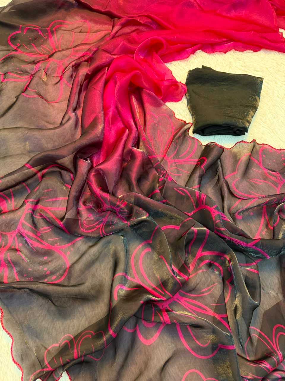 Pranvitha Space Silk Printed Saree