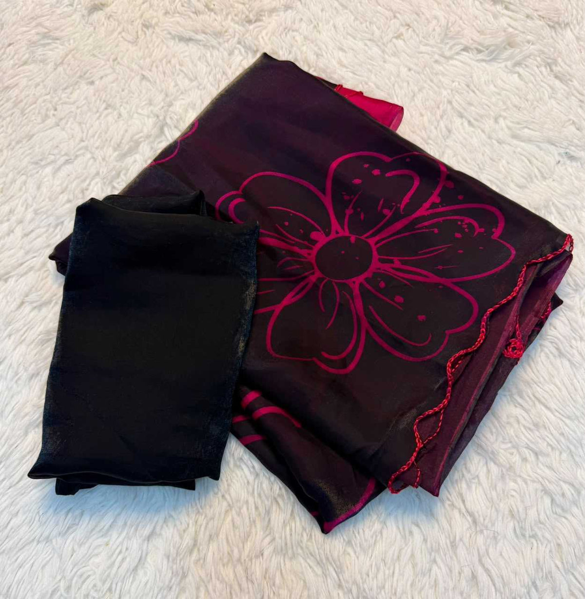 Pranvitha Space Silk Printed Saree