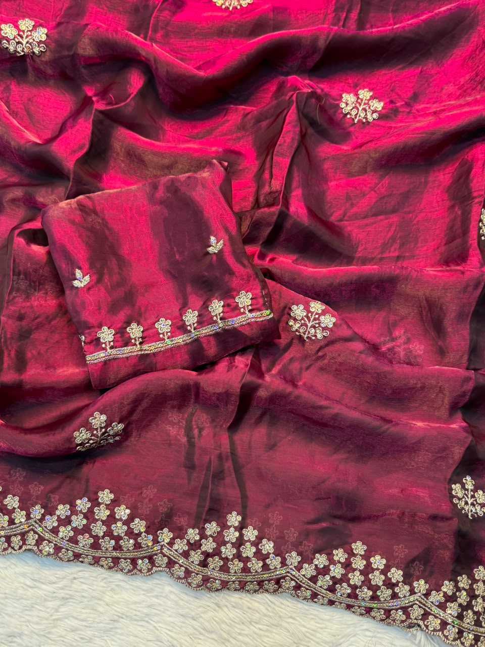Vaanyaara Space Silk Designer Saree