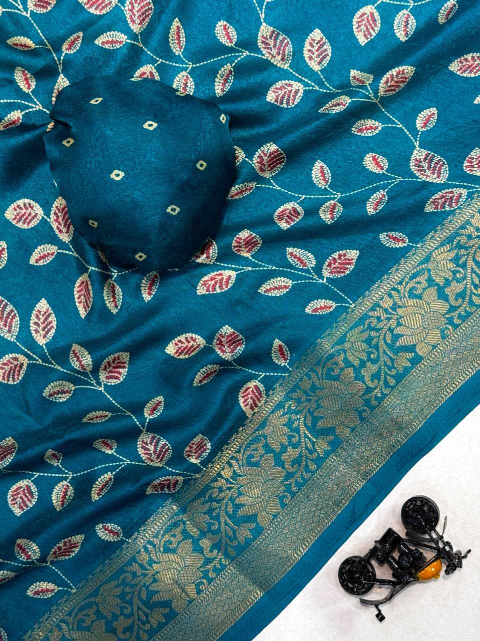 Pankhudi Premium Georgette Designer Saree