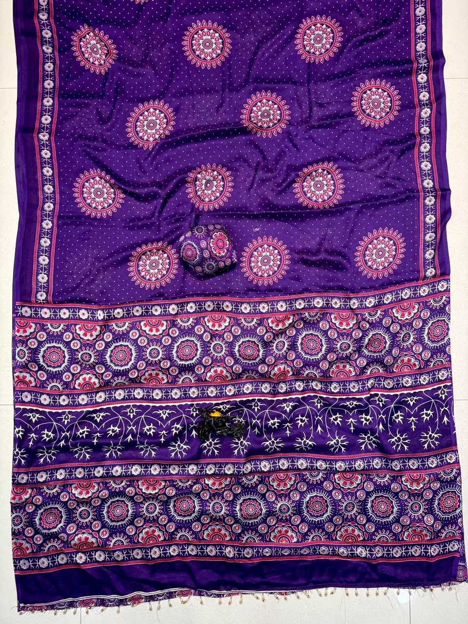 Rangoli Premium Georgette Designer Saree