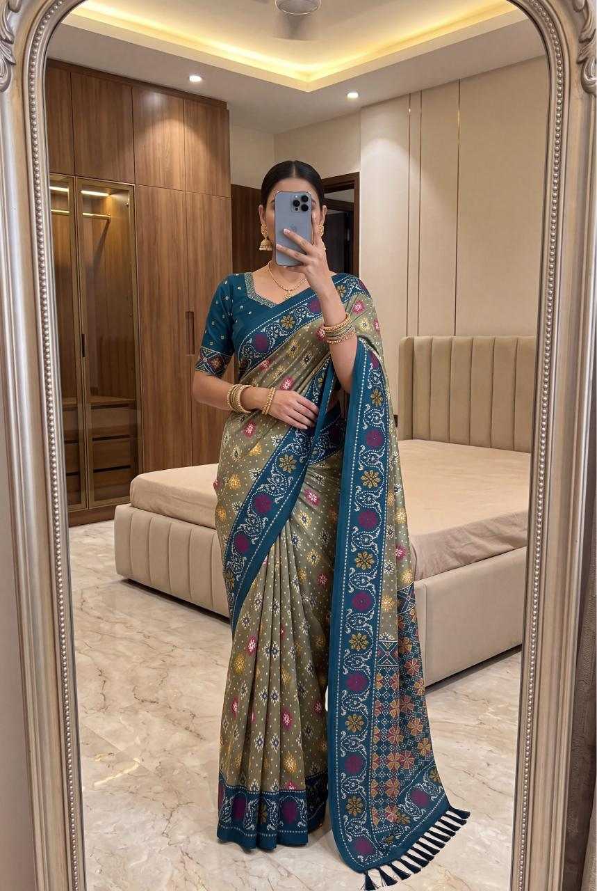 Aakshika Soft Silk Patola Saree