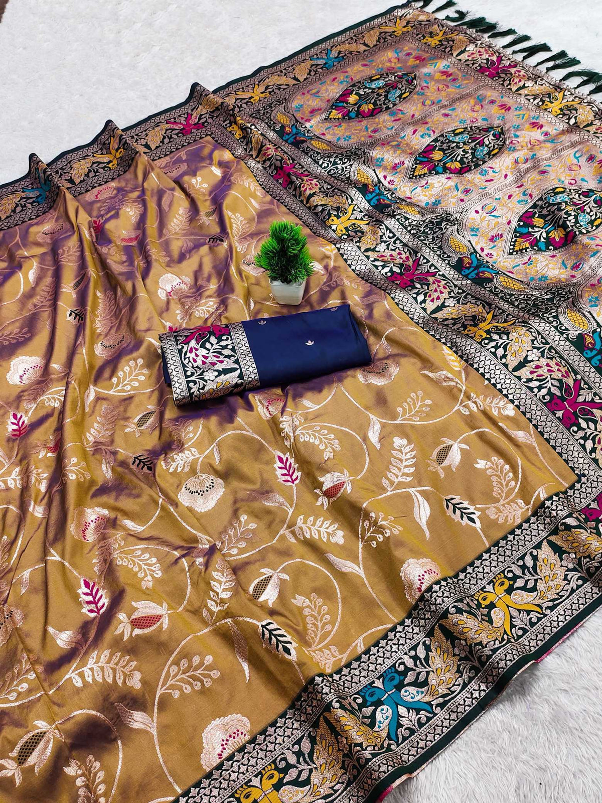 Anika Paithani Silk Saree