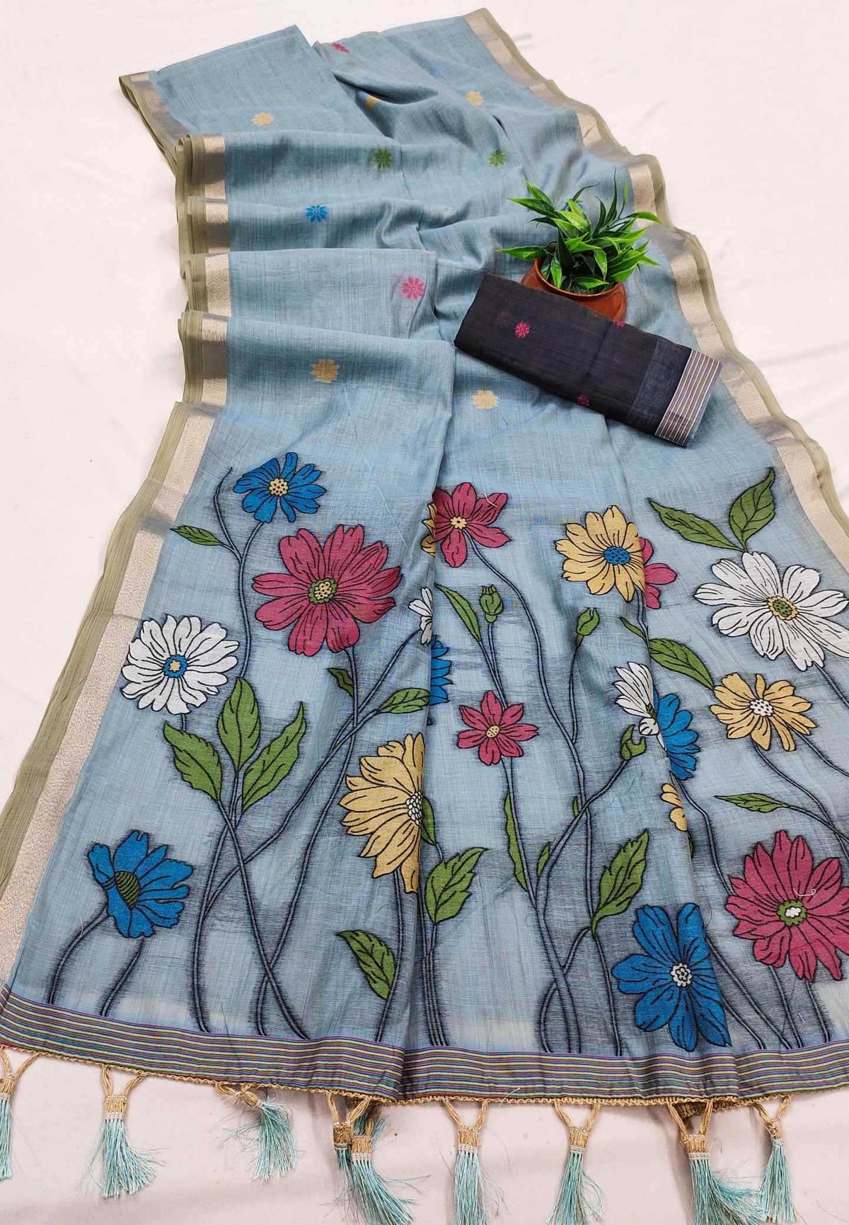 Arya Flower Cotton Designer Saree
