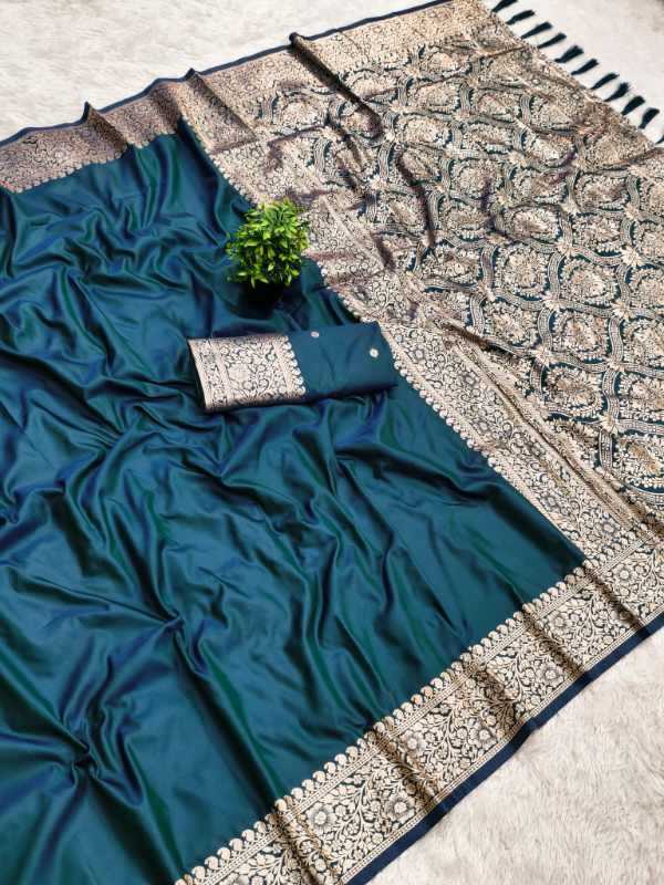 Gala Soft Silk Zari Border Saree