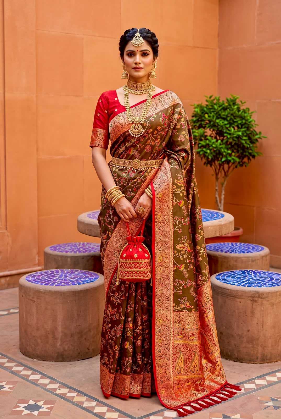 Ishita Banarasi Soft Silk Saree