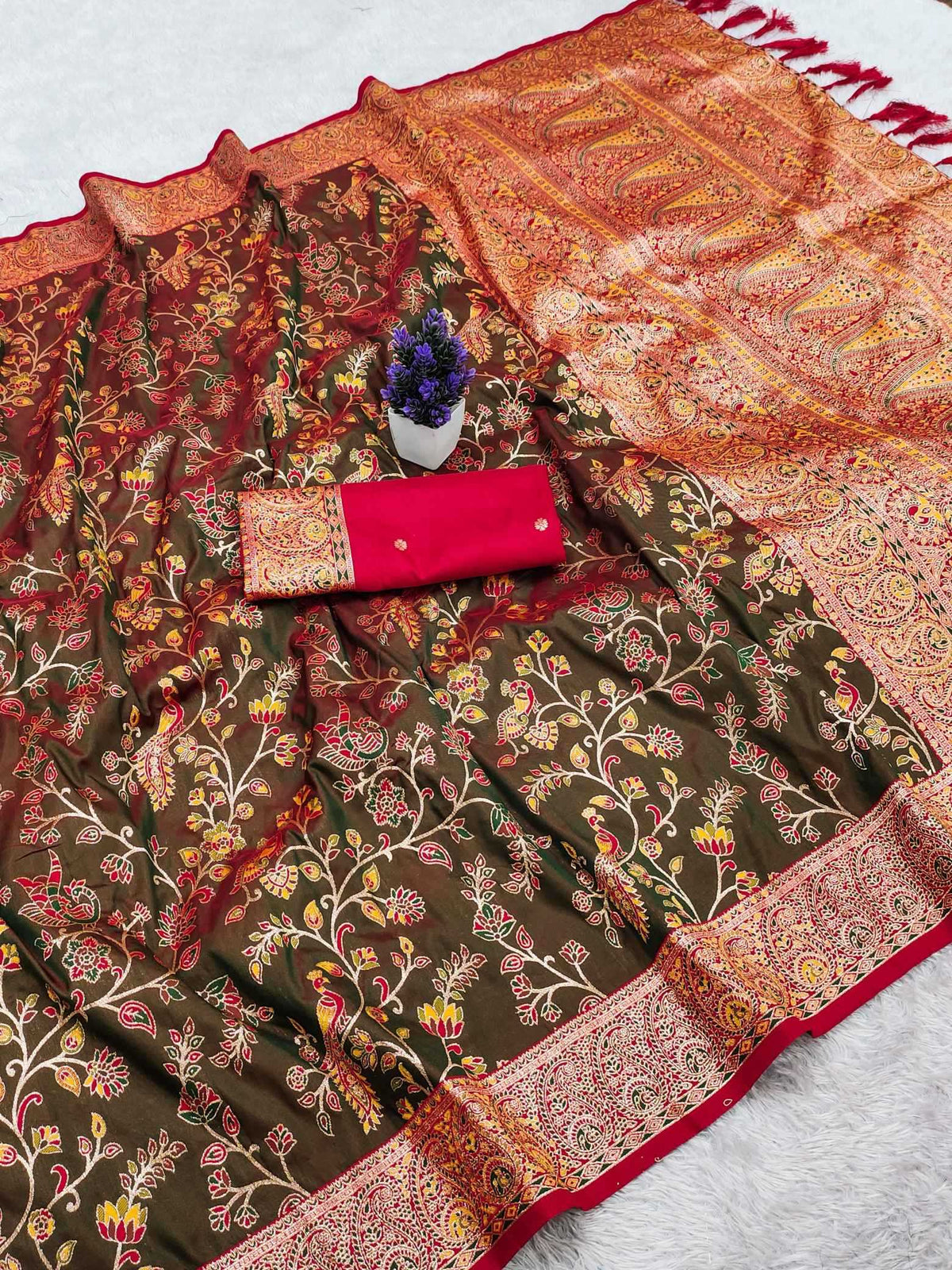 Ishita Banarasi Soft Silk Saree