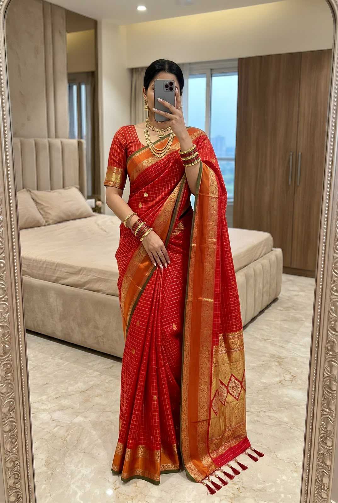 Ishita Kanjivaram Silk Saree