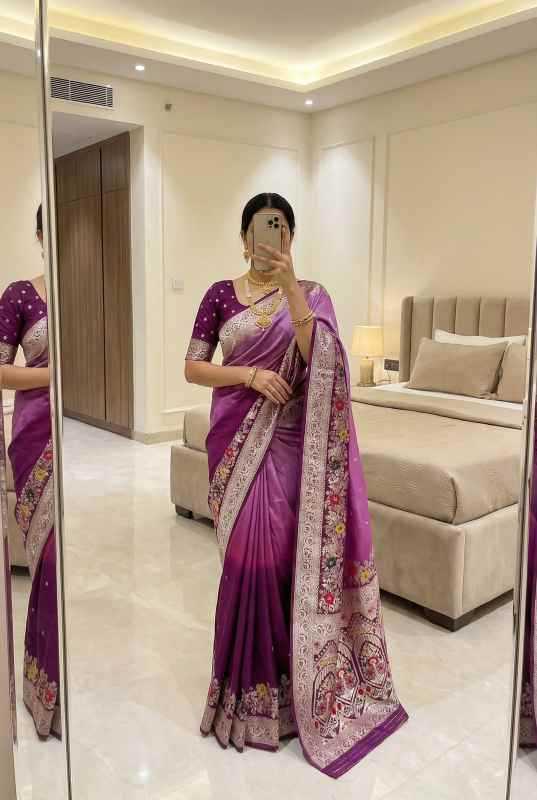 Manohari Dola Silk Saree