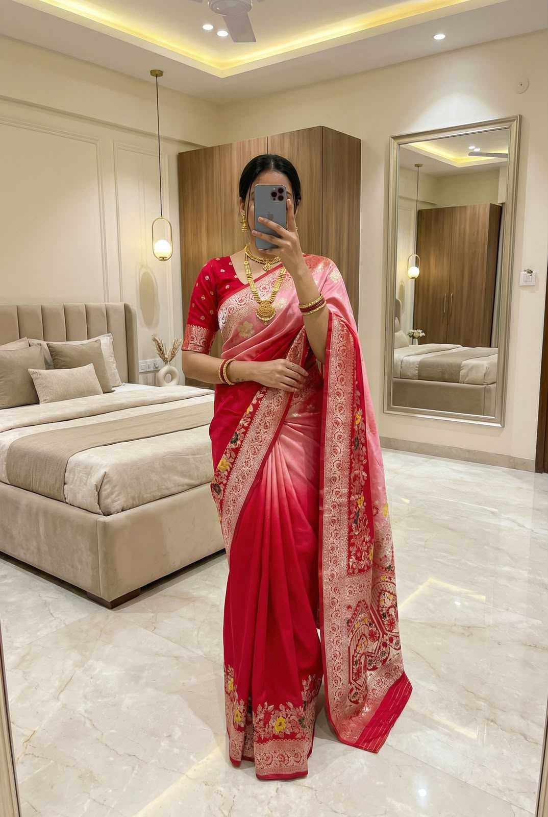 Manohari Dola Silk Saree